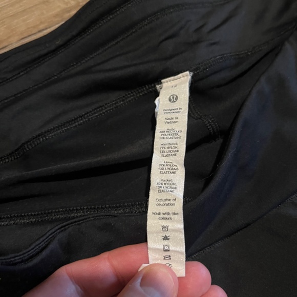 Lululemon tennis skirts x 2 and one pair of shorts - Picture 5 of 6